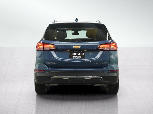Used 2024 Chevrolet Equinox Premier AWD/4WD image 4