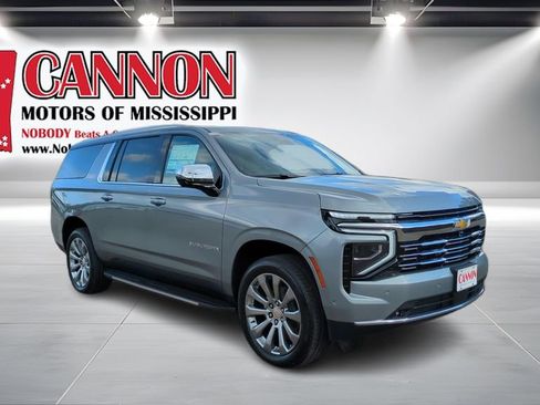 New 2026 Chevrolet Suburban Premier RWD image 3