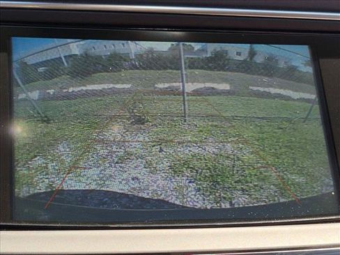 Used 2018 Buick Enclave Premium w/ Experience Buick Package FWD image 8