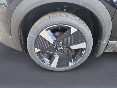 New 2025 Nissan Kicks SR w/ Illumination Package image 14