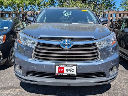 Used 2015 Toyota Highlander Limited AWD/4WD image 2