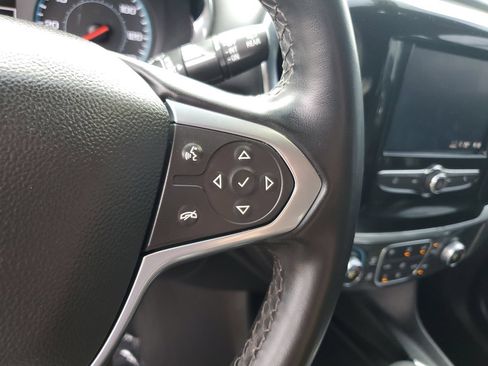 Used 2023 Chevrolet Traverse LT FWD image 27
