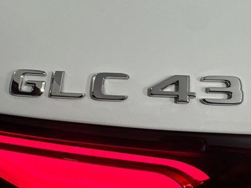 Used 2026 Mercedes-Benz GLC 43 AMG 4MATIC image 9