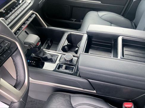 Used 2025 Toyota Tundra Limited w/ TRD Off-Road Package AWD/4WD image 17