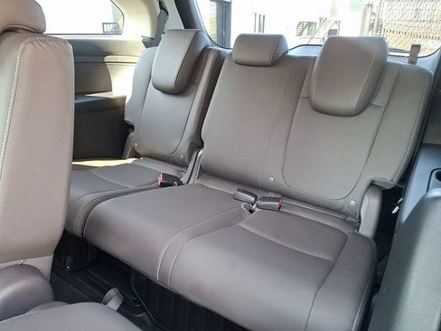 Used 2024 Honda Odyssey EX-L image 11