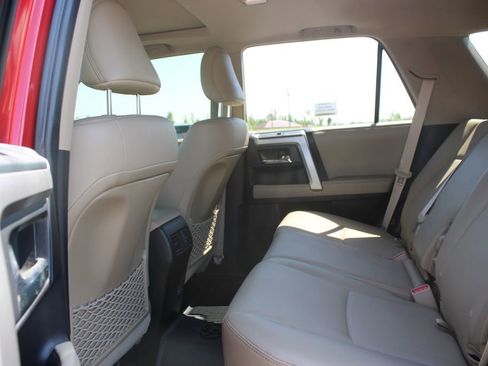 Used 2022 Toyota 4Runner Limited AWD/4WD image 24