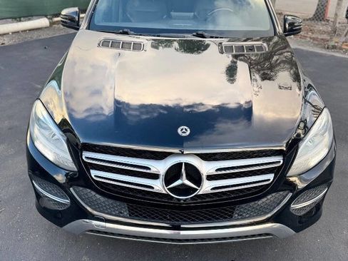 Used 2018 Mercedes-Benz GLE 350 w/ Premium 1 Package image 16