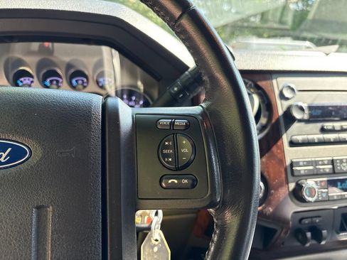 Used 2012 Ford F250 Lariat w/ Chrome Pkg AWD/4WD image 23