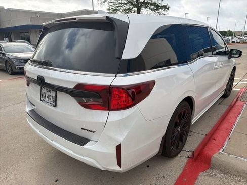 Used 2025 Honda Odyssey Sport-L image 5