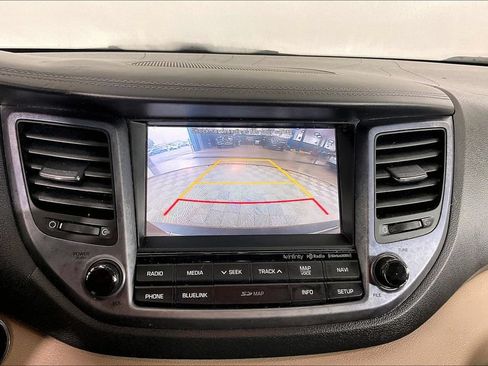 Used 2017 Hyundai Tucson SE Plus FWD image 29