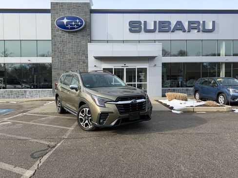 Used 2023 Subaru Ascent Limited w/ Technology Package image 1