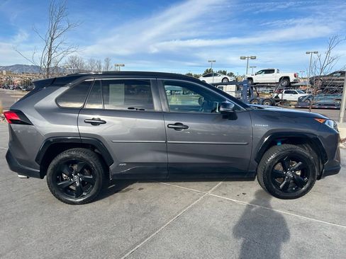 Used 2019 Toyota RAV4 XSE image 8