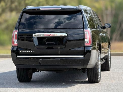Used 2017 GMC Yukon XL Denali w/ Open Road Package image 7
