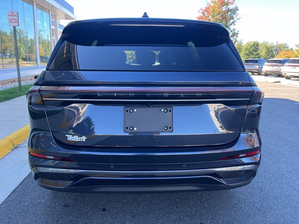 Used 2024 Lincoln Nautilus Black Label w/ Jet Appearance Package (87T) AWD/4WD image 7