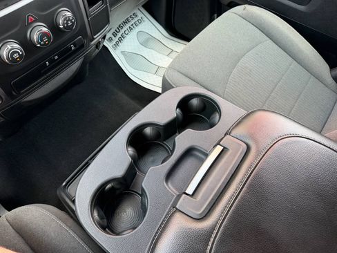 Used 2024 RAM 1500 Warlock AWD/4WD image 19