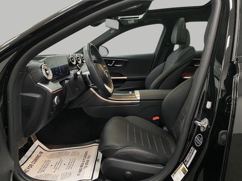 Used 2023 Mercedes-Benz C 300 4MATIC Sedan image 28