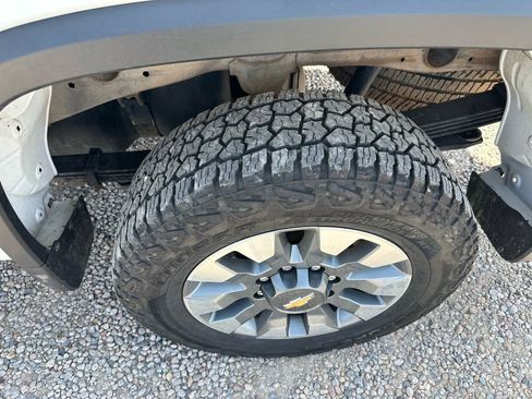 Used 2023 Chevrolet Silverado 2500 Custom w/ Custom Value Package AWD/4WD image 42