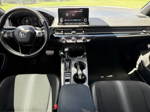 Used 2023 Honda Civic Sport image 17