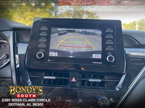 Used 2022 Toyota Camry LE image 6