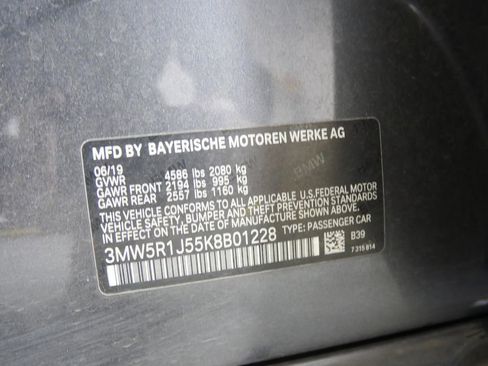 Used 2019 BMW 330i Sedan w/ Convenience Package image 26