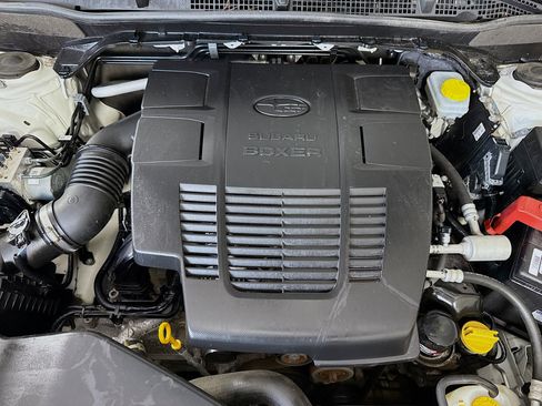 Used 2022 Subaru Forester AWD/4WD image 38