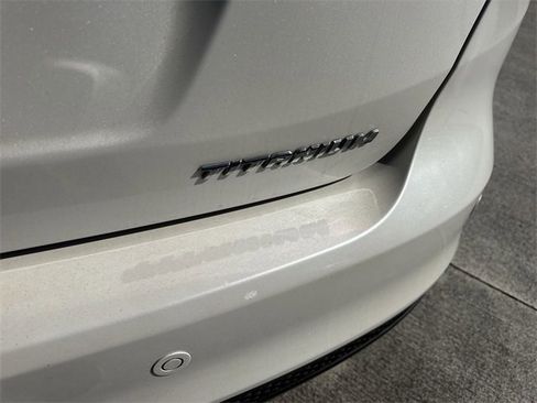 Used 2017 Ford Focus Titanium w/ Titanium Technology Package image 25