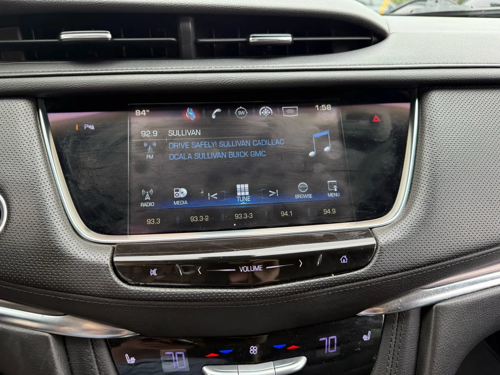 Used 2017 Cadillac XT5 Luxury w/ Driver Awareness Package FWD image 29