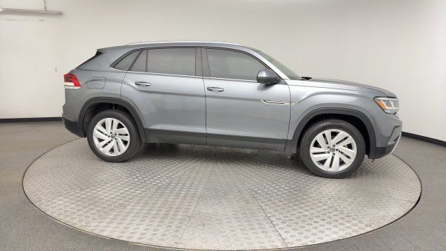Certified 2023 Volkswagen Atlas Cross Sport SE w/ Panoramic Sunroof Package AWD/4WD image 9
