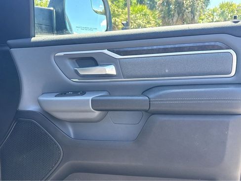 Used 2022 RAM 1500 Big Horn AWD/4WD image 14