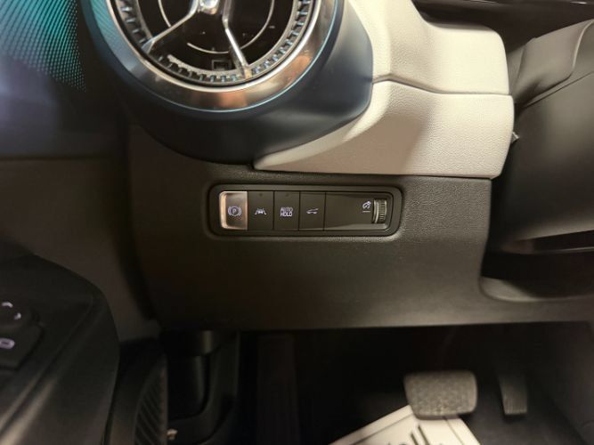 Used 2024 Chevrolet Equinox EV LT AWD/4WD image 18