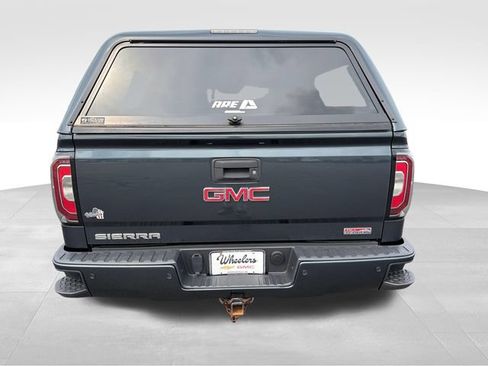 Used 2018 GMC Sierra 1500 SLT AWD/4WD image 4