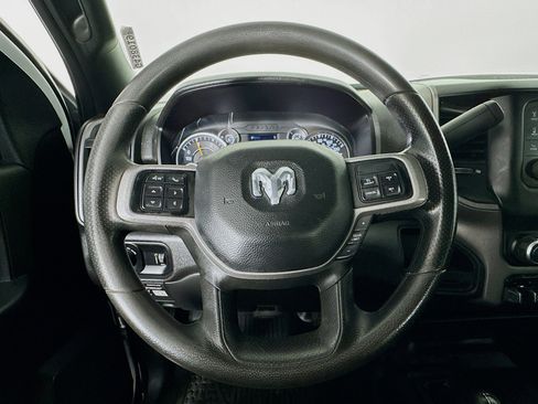 Used 2022 RAM 2500 Tradesman w/ Chrome Appearance Group image 11