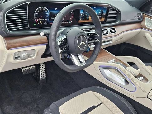 New 2026 Mercedes-Benz GLE 53 AMG 4MATIC image 3