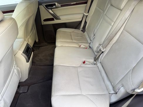 Used 2013 Lexus GX 460 image 21