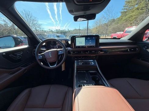 New 2026 Lincoln Aviator Reserve w/ Jet Appearance Package image 10