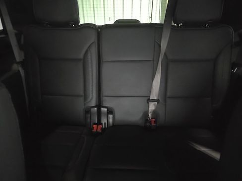 Used 2021 GMC Yukon Denali w/ Denali Premium Package image 19