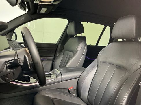 Used 2021 BMW X5 M50i w/ Executive Package AWD/4WD image 22