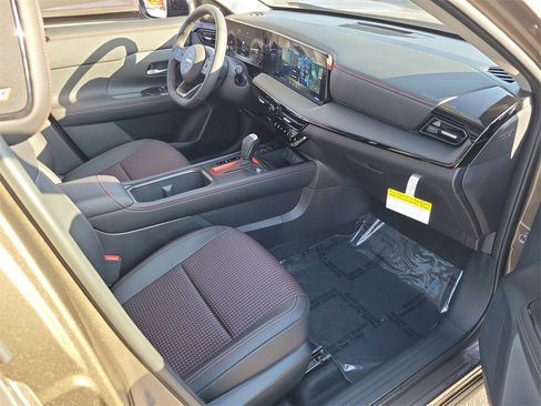 New 2026 Nissan Kicks SR w/ SR Premium Package image 11