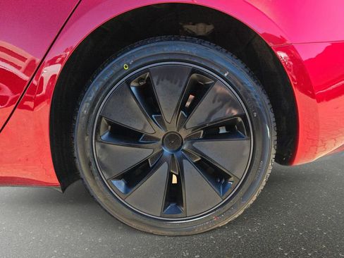 Used 2025 Tesla Model 3 Long Range RWD image 36