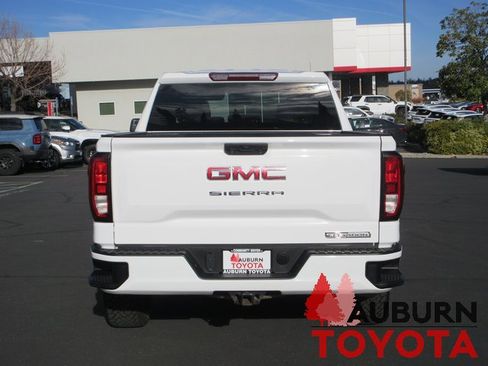 Used 2023 GMC Sierra 1500 Elevation image 8