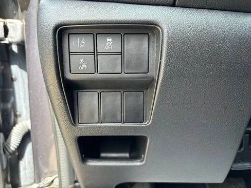 Used 2021 Honda CR-V LX image 11