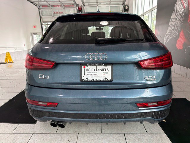 Used 2018 Audi Q3 2.0T Premium Plus w/ Premium Plus Package AWD/4WD image 4