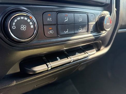 Used 2018 GMC Sierra 1500 4x4 Double Cab image 19