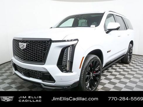 Certified 2026 Cadillac Escalade V w/ LPO, ONYX Package image 35