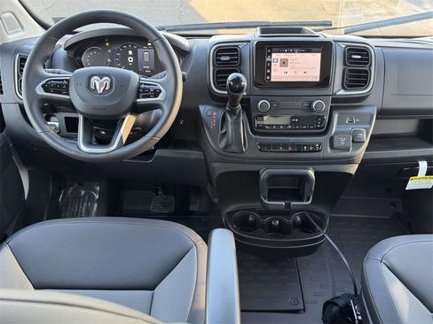 New 2026 RAM ProMaster 2500 w/ Quick Order Package 22G SLT image 26