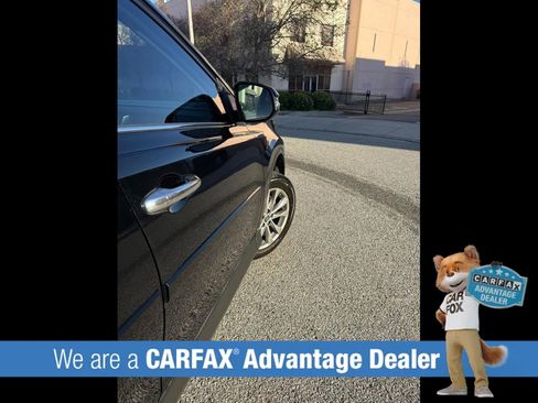 Used 2018 Toyota RAV4 Limited image 6