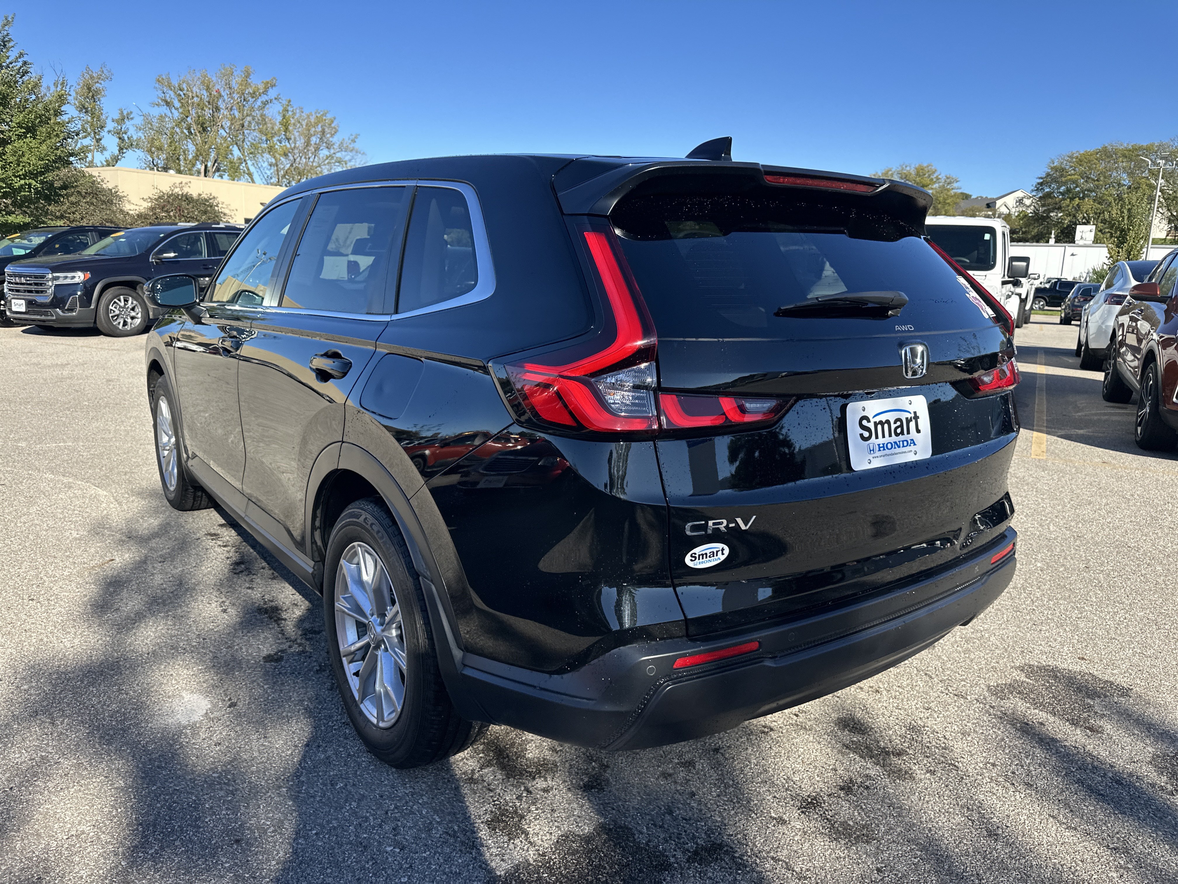 Used 2024 Honda CR-V EX-L image 5