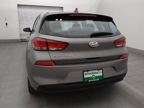 Used 2020 Hyundai Elantra GT FWD image 6