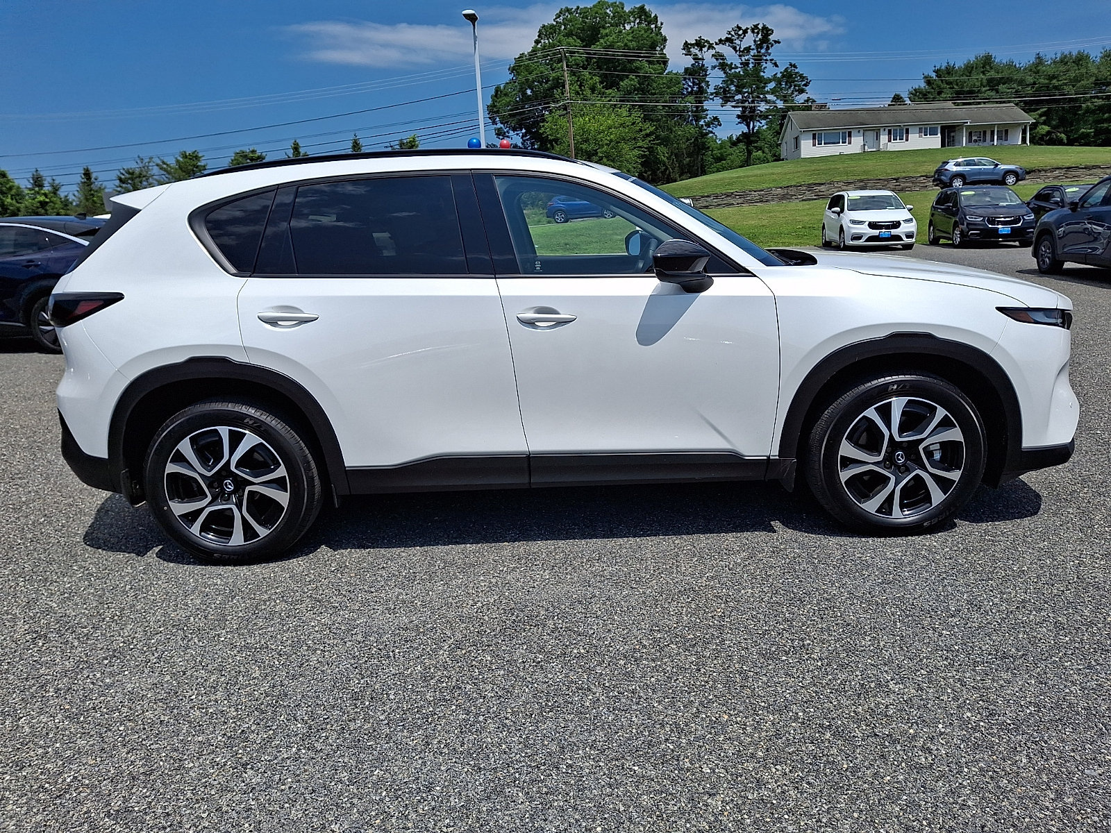 Certified 2026 MAZDA CX-5 Preferred AWD/4WD image 8