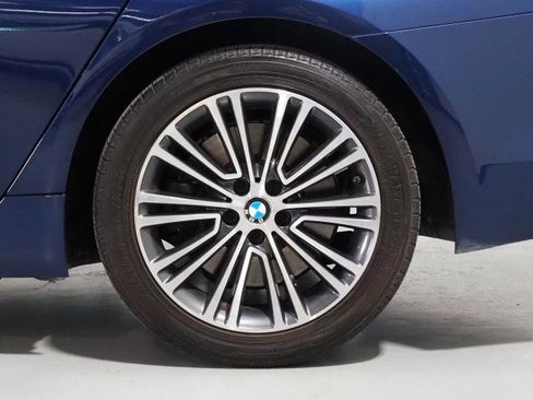 Used 2019 BMW 540i image 50